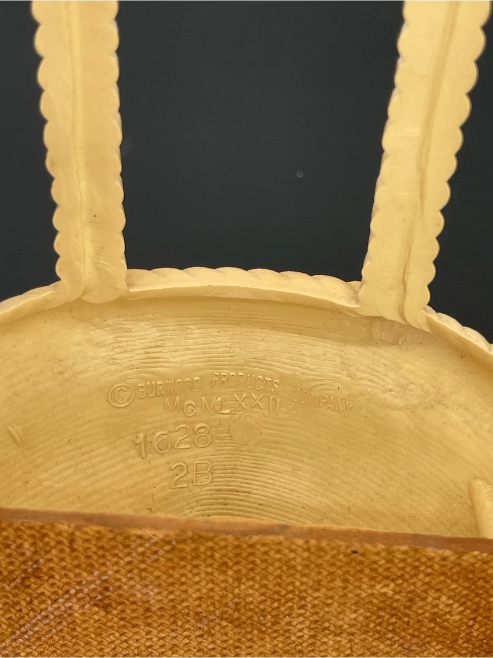 Burwood 1972 Decorative Wicker-Style Wall Basket